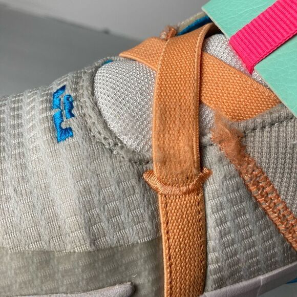 Nike LeBron Witness 7 Little Kids' Basketball Sneakers Size 2.5Y Fog Grey MultiC - Picture 4 of 10